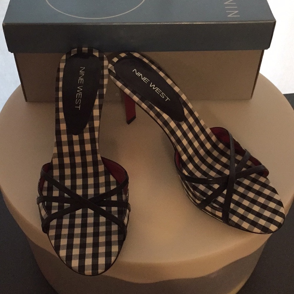 Gingham Nine West shoes size 7
